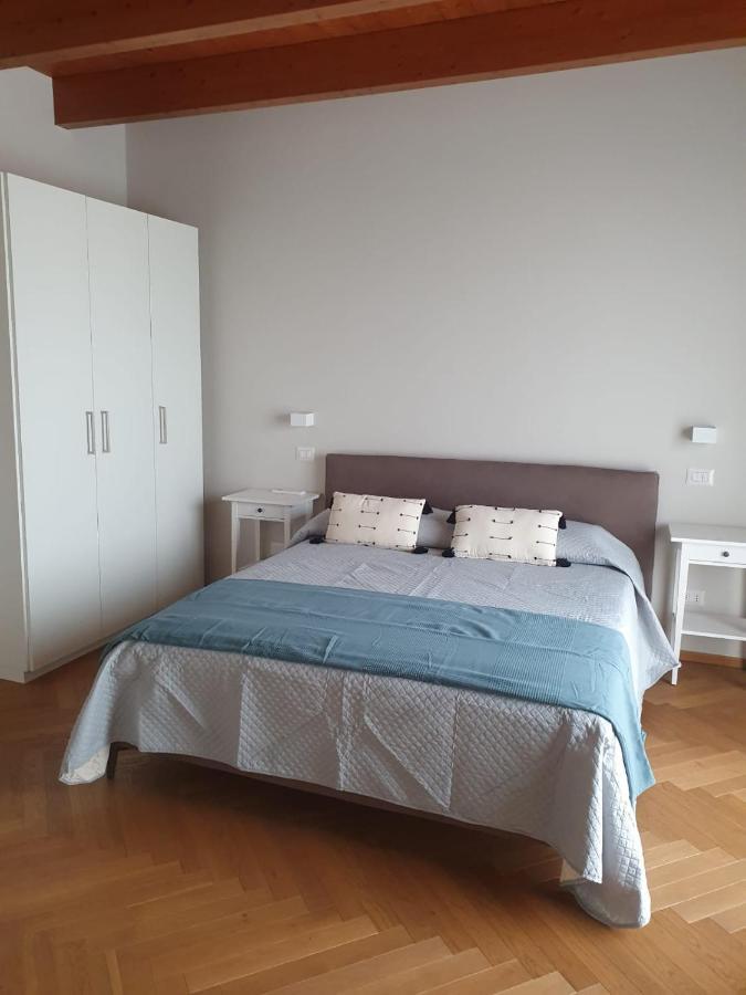 Ferienwohnung Residenza Puoti Peschiera del Garda Exterior foto